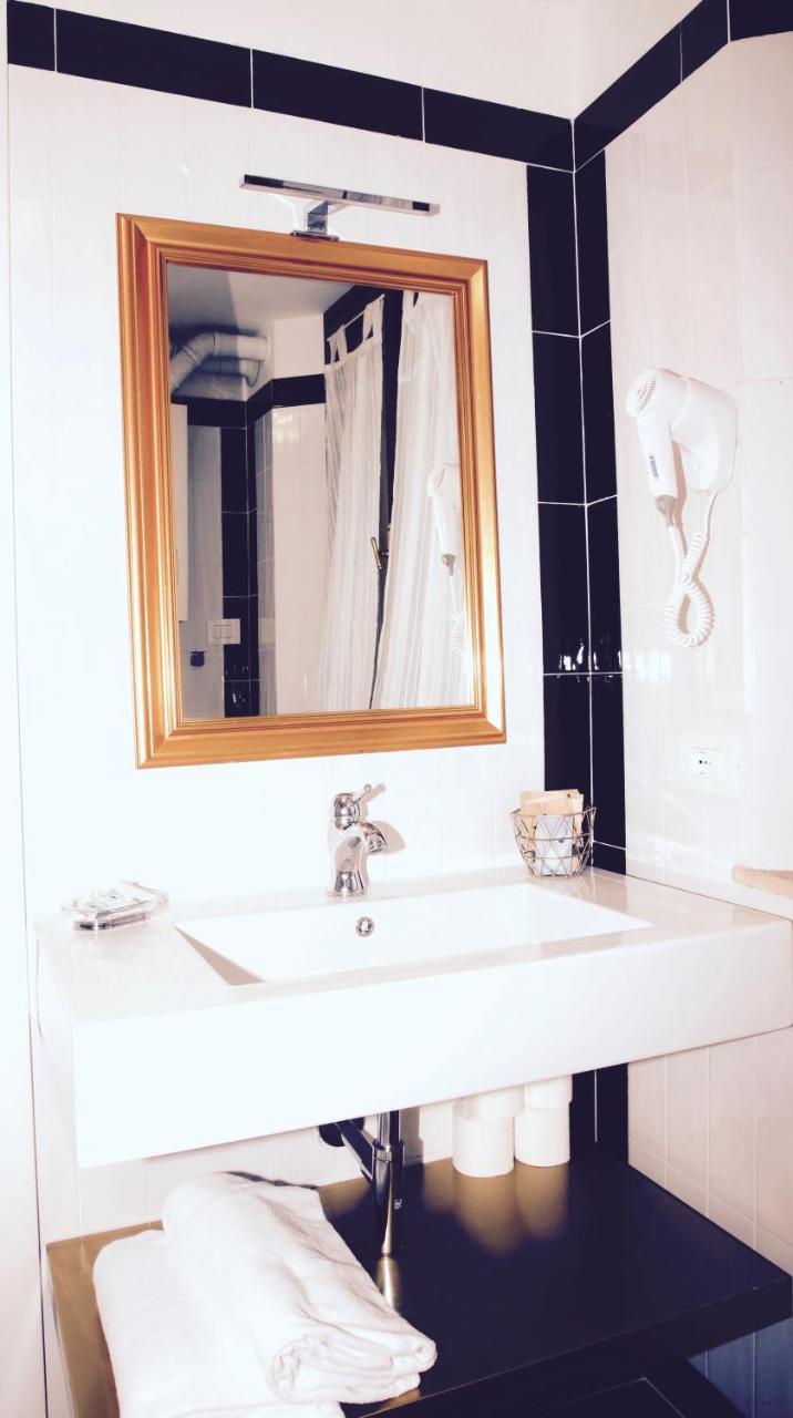 Residence Cavour 63 Равенна Екстер'єр фото